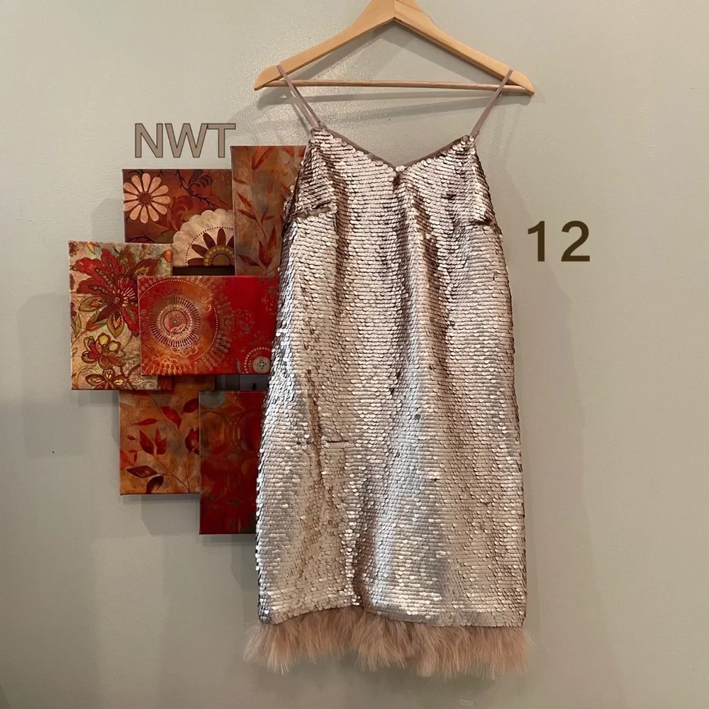 Ostrich feather gold sequin soft beige hem shift dress luxury danceNWT (12) CECE